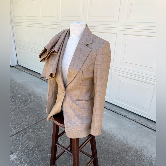 Jackets & Coats Lisueyne Stylish Beige Plaid Blazer And Pants Womens